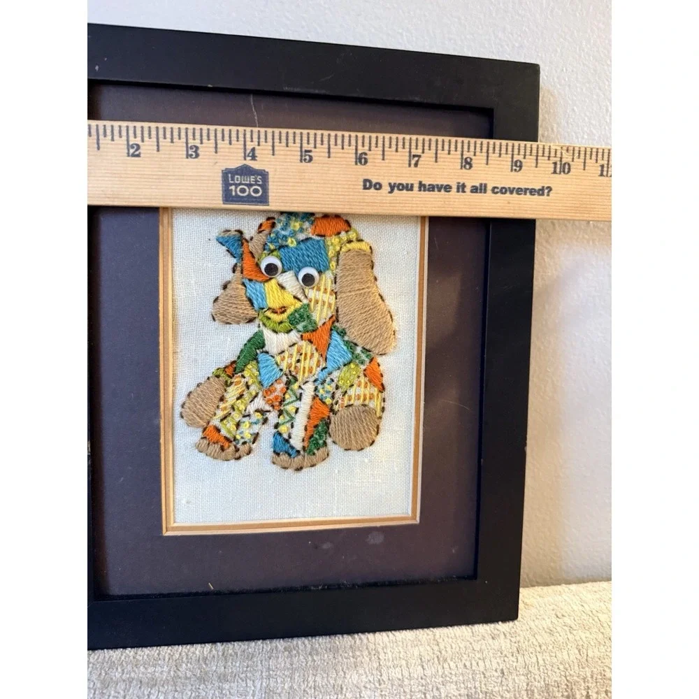 VTG‎  Crewel Elephant w/Wiggle Eyes Needlecraft Embroidery Picture Frame 70